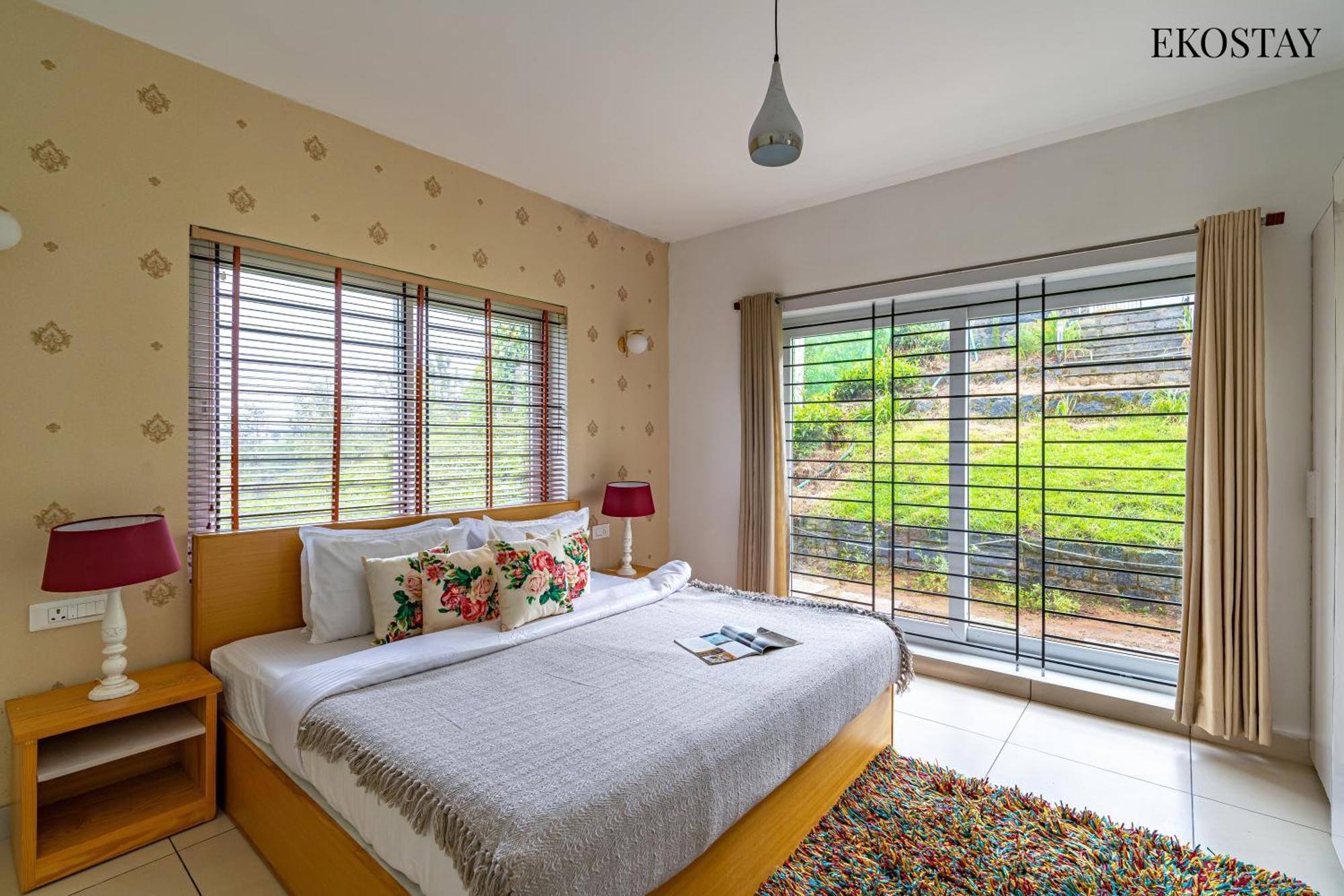 Villa Eko - Woodside Ivy
